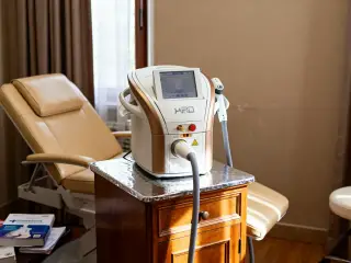 Appareil d'épilation laser en cabine esthétique, combien de séances sont nécessaires